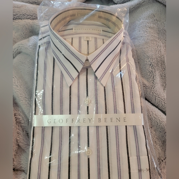NWT Geoffrey Beene Men's dress shirt - Picture 2 of 3